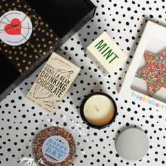 Father's Day HUG IN A MUG Hamper | PERSONALISED | Chocolate & Candle Gift Pack | Dad | Daddy | Grandad | Nonno